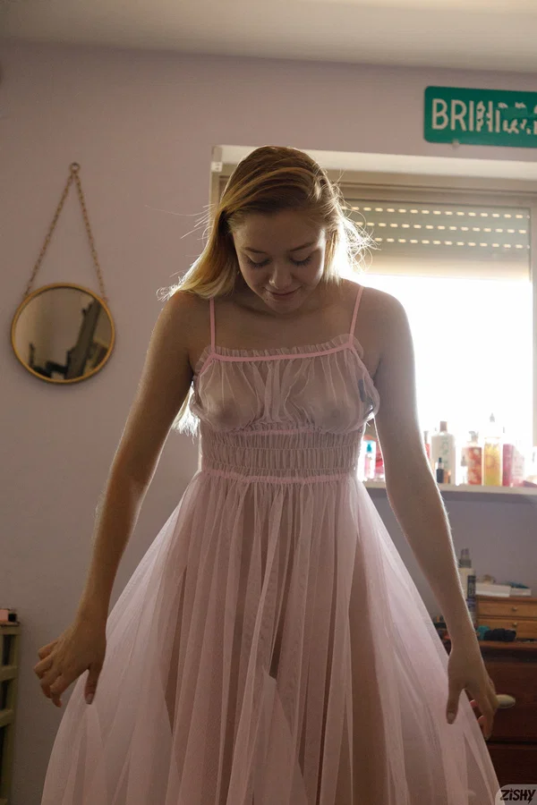 Amateur babe Brandy Gila poses naked before putting on a sheer dress  - Pretty, Glasses, Beautiful, Amateur, Solo, White, Non Nude, Babe  - Photo 7