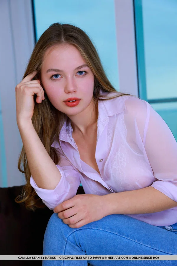 Perfect teen model Camilla Stan doffs blue jeans to show her naked beauty  - European, Lingerie, Teen, Jeans, Babe, Undressing, Clothed, Big Tits, Spreading, Pussy  - Photo 3