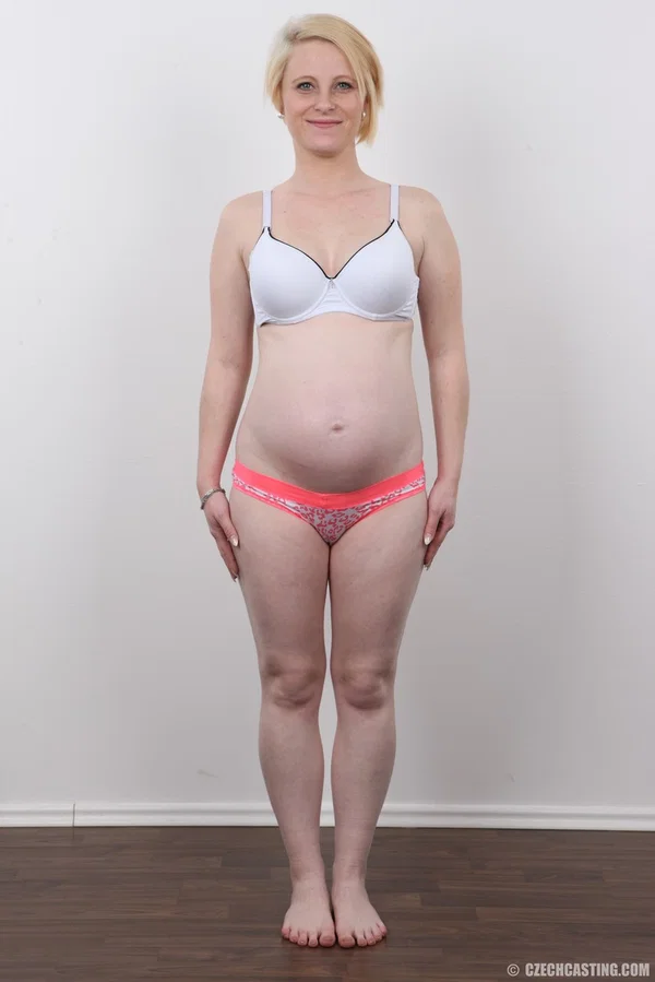 Pregnant girl lets her hormones get the better of her and decides to pose nude  - Pregnant, Casting, Amateur, MILF, Blonde, Czech, European, Face, Nipples, Big Tits  - Photo 7