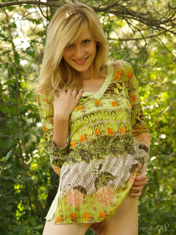 Charming blonde teen Briseida N gets bare naked up against a softwood tree  - Outdoor, Teen, Clothed, Tiny Tits, Shaved, Beautiful, Model, Glamour, Babe, Legs  - Photo 5