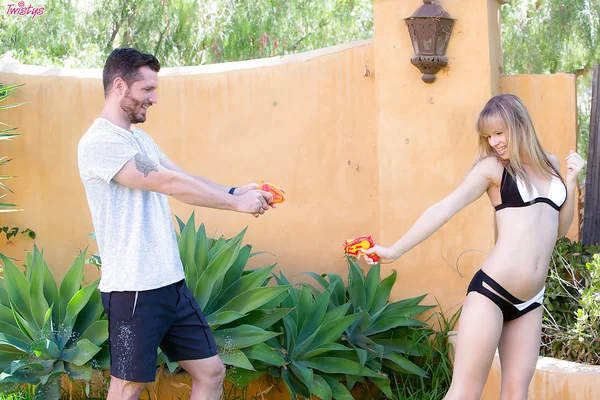 Young blonde pornstar Jillian Janson sucks and fucks dick on blanket in yard  - Teen, Blonde, Outdoor, Pornstar, Close Up, Blowjob, Hairy, Hardcore, Ass, Pussy  - Photo 1