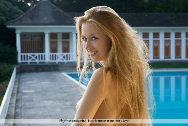 Naked white girl displays her long legs and tight ass outdoors  - Babe, Pool, Outdoor, Ass, Legs, European, Tiny Tits, PAWG, Glamour, Blonde  - Photo 4