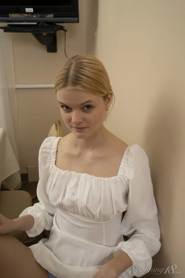 Barely legal girl Olivia Lust puts the focus on her bald twat after undressing  - Beautiful, Kitchen, Blonde, Pussy, Spreading, Shaved, Tiny Tits, Upskirt, Panties, Clothed  - Photo 3