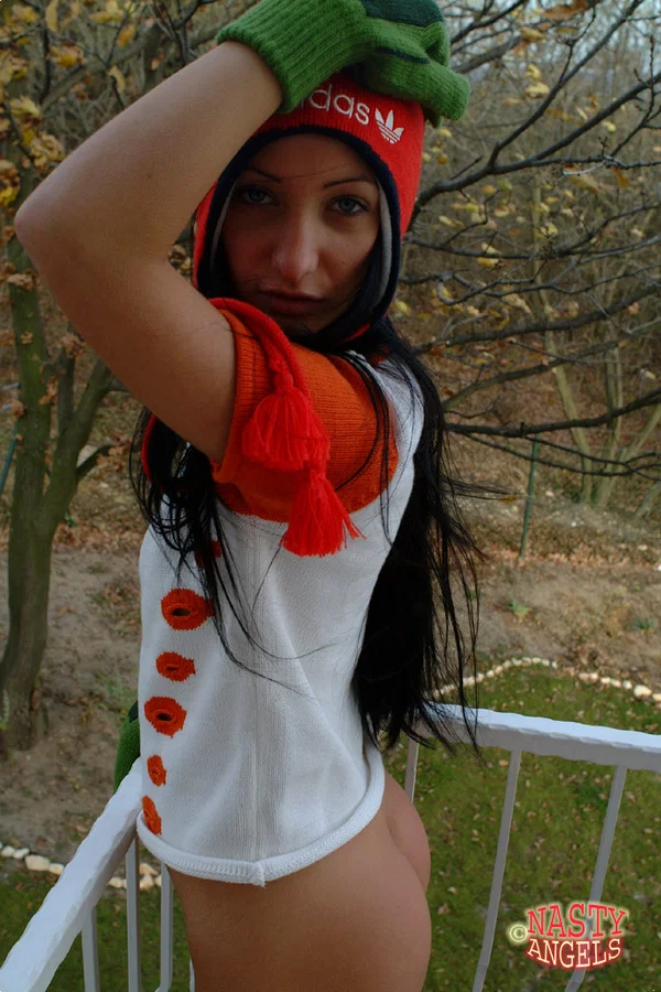 Amateur teen with tiny tits Rana unveils her trimmed clam outdoors  - Teen, Sexy, Panties, Amateur, Outdoor, Cute, Undressing, European, Tiny Tits, Ass  - Photo 18