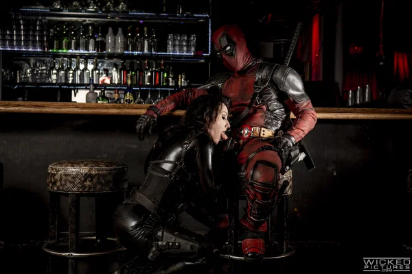 Sexy pornstar Jennifer White kneels in front of Deadpool and sucks his knob  - Petite, Pornstar, White, Redhead, Brunette  - Photo 1