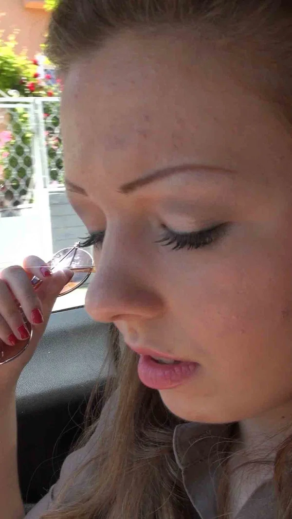 Amateur GF Sissiemaus sucks fingers, cock & masturbates in mobile blowjob  - Amateur, European, Blowjob, Outdoor, Non Nude  - Photo 3