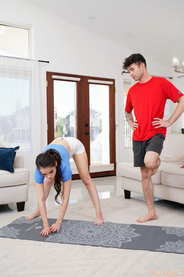 Raven-haired mom Angelina Moon blows and fucks her stepson's dick  - Mom, Old Young, MILF, Stepmom, Family, Blowjob, Big Cock  - Photo 7