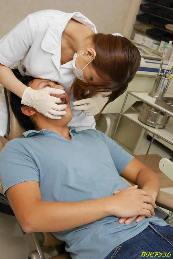 Busty Japanese dentist Yume Mitsuki gives a titjob & gets creampied  - Japanese, Asian, Petite, Babe, British, Creampie, Beautiful, Brunette, Spreading, Solo  - Photo 4