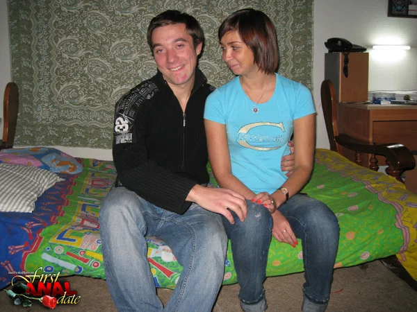 All-natural teen Vanessa goes for an intense anal ride on her man's sausage  - Girlfriend, College, Anal, Schoolgirl, Reality, Short Hair, Amateur, Doggy Style, Ass Fucking, Hardcore  - Photo 1