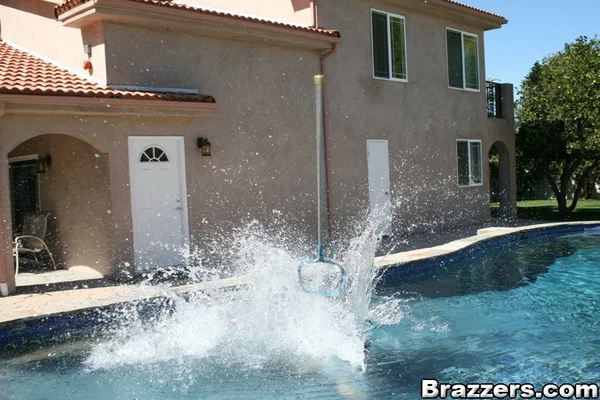 Blond MILF in bikini Heidi Mayne is taken indoor for some juicy fucking  - MILF, Reality, Ass Fucking, Outdoor, Hardcore, Cum In Mouth, Bikini, Pool, Big Tits, Blowjob  - Photo 5