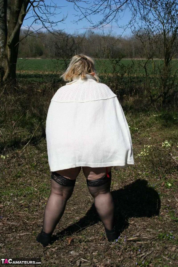 Obese UK blonde Lexie Cummings shows her big ass and pussy while outdoors  - Granny, BBW, Public, Lingerie, Chubby, Amateur, Curvy, Thick, Stockings, Blonde  - Photo 1