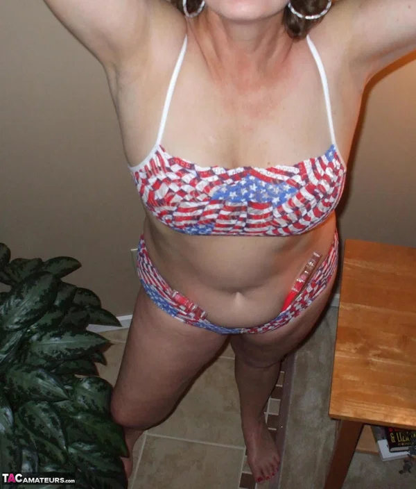 Older amateur Busty Bliss releases her natural tits from a bikini top  - SSBBW, Mature, Saggy Tits, POV, Chubby, BBW, Natural Tits, Curvy, Thick, Big Tits  - Photo 9