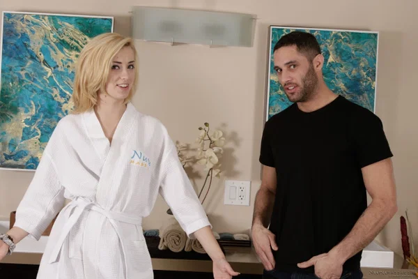 Blonde masseuse Haley Reed gives an erotic massage before fucking her client  - Bath, Handjob, Wet, Cute, Massage, Undressing, Teen, Hardcore, Deepthroat, Oiled  - Photo 2