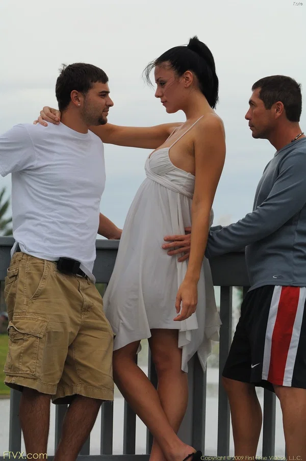 Glamour babe Kate does upskirting and flashes her cute camel toe in public  - Threesome, Tall, Upskirt, Outdoor, Clothed, Skirt, Pretty, Sexy, Perfect, High Heels  - Photo 14