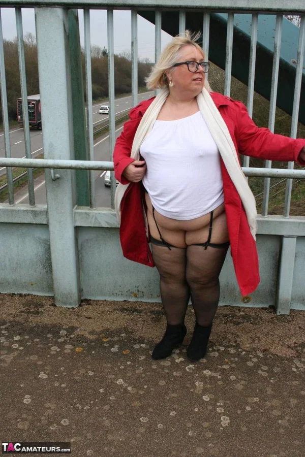 Obese British woman Lexie Cummings exposes herself in public locations  - Granny, Public, Pissing, Amateur, Glasses, BBW, Curvy, Chubby, Short Hair, Thick  - Photo 7