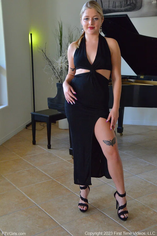 Sexy blonde Jill masturbates with a white dildo while sitting at the piano  - Natural Tits, Clothed, Sexy, Babe, Skirt, Dildo, Non Nude, Tiny Tits, Masturbation, Shaved  - Photo 6