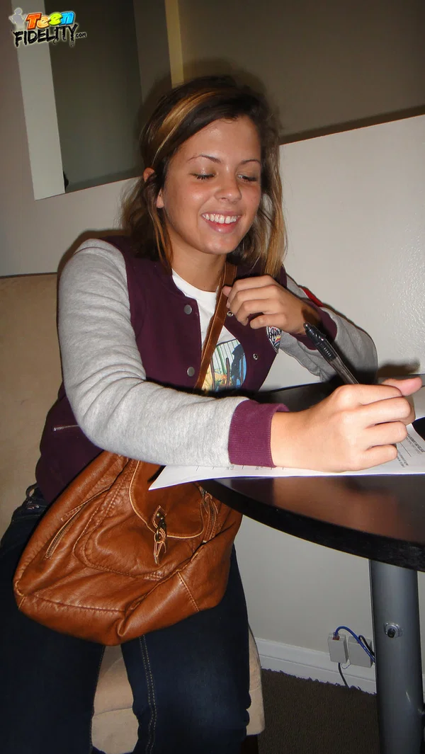 Naturally busty Latina Keisha Grey gets juicy tits sucked & flaunts hot ass  - Pussy, Jeans, Big Tits, Natural Tits, Shorts, Clothed, Pornstar, Ass, Nipples, Outdoor  - Photo 15