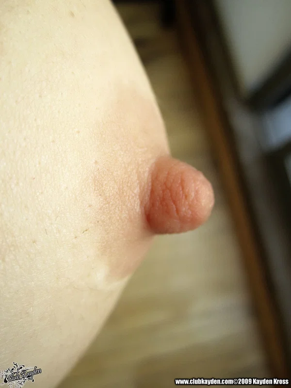 Kinky pornstar with hot big tits Kayden Kross rubs her clam up close  - Nipples, Amateur, Close Up, MILF, Big Tits, Pussy, Blonde, Pornstar, Spreading, Solo  - Photo 11