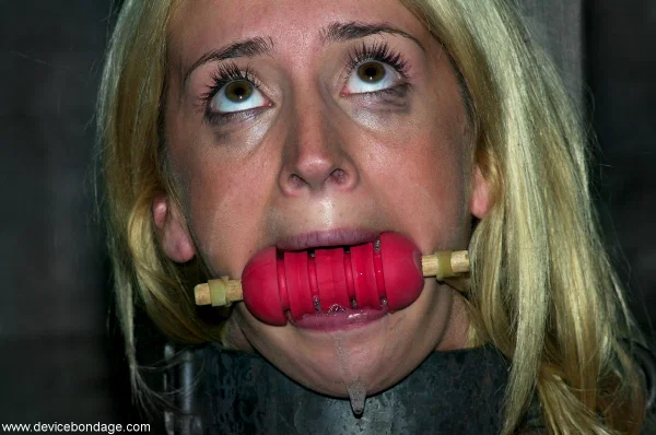Blonde MILF Kelly Wells endures corporal punishment while naked in bondage  - Bondage, BDSM, MILF, Nipples, Natural Tits, Spreading, Close Up, Blonde, Tiny Tits, Pussy  - Photo 10