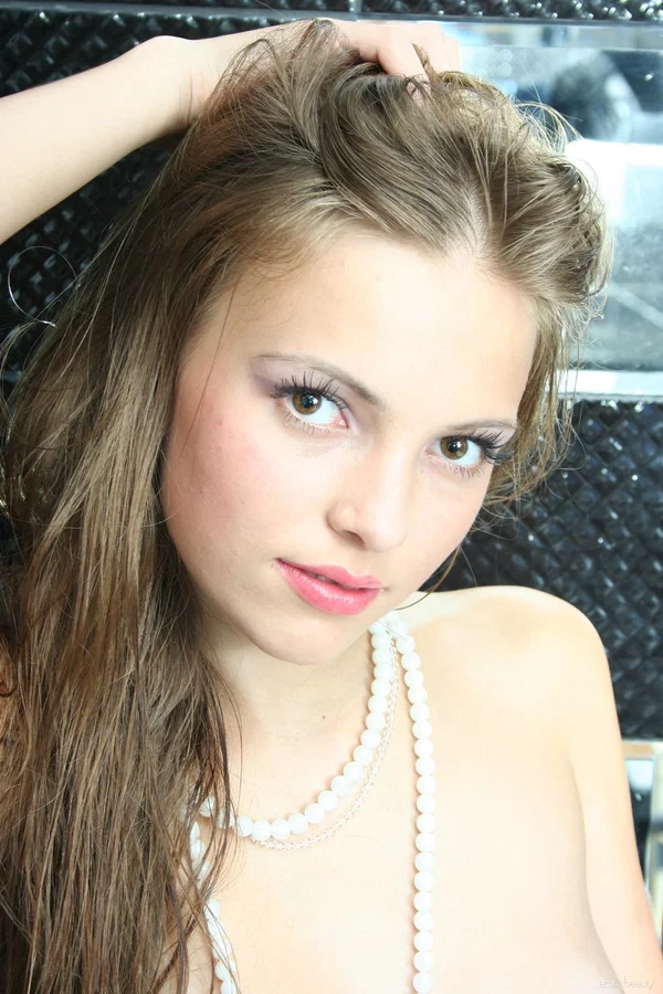 Erotic Beauty performed by Lovett A XXX Images  - Hairy, Teen, Babe, Cute, Beautiful, Solo, Glamour, Model  - Photo 14