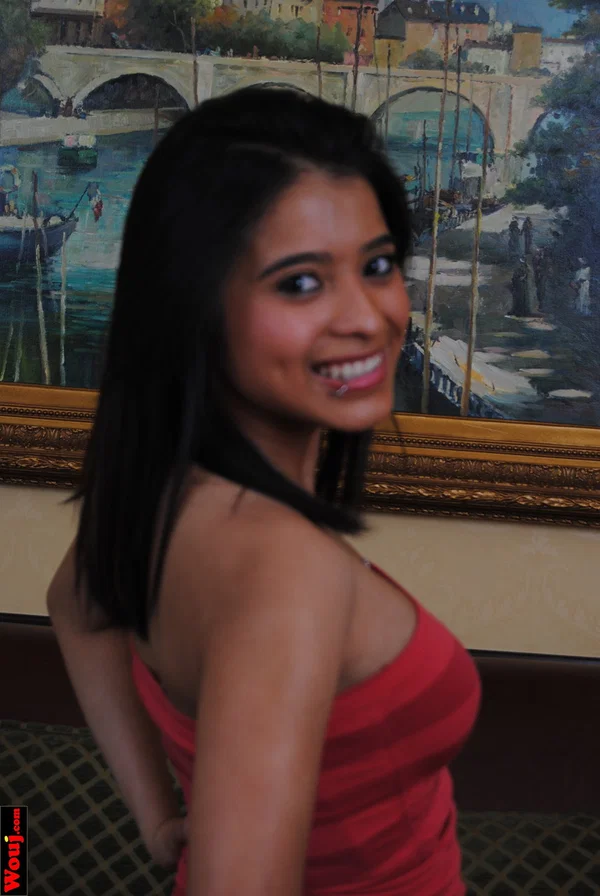 WouJ performed by WouJ Hot Porn Pics  - Amateur, Babe, Non Nude, Beautiful, Solo, Brunette  - Photo 2