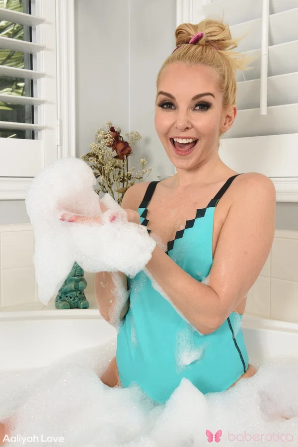 Cute blonde Aaliyah Love gets naked while taking a bubble bath  - MILF, Bath, Wet, Bikini, Blonde, Natural Tits, Spreading, Hairy, Tiny Tits, Ass  - Photo 2