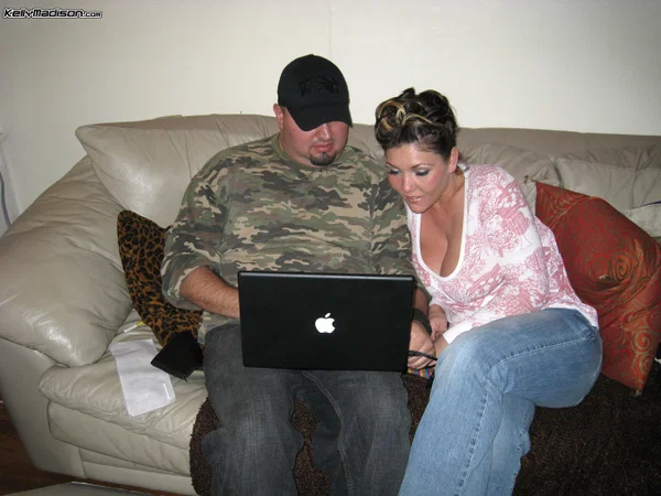 Curvy American MILF Claire Dames flashes her big tits on her wedding day  - Groupsex, Wedding, MILF, Chubby, BBW, Curvy, Thick, Perfect, Outdoor, Pornstar  - Photo 16
