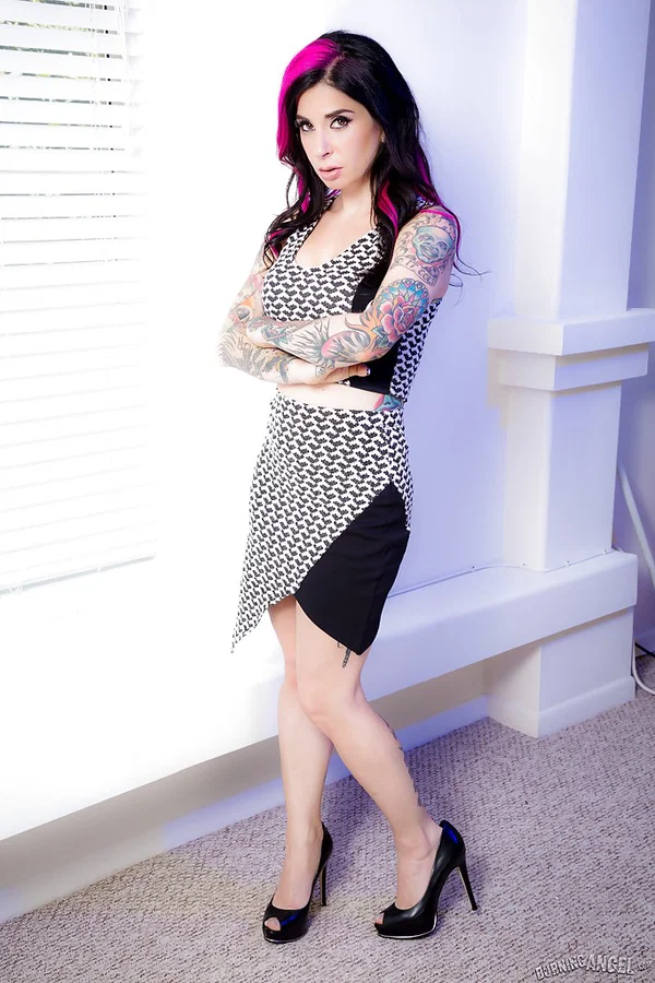 Alternative chick Joanna Angel posing fully clothed in high heels  - Tattoo, MILF, Arab, Ass, Skirt, Beautiful, High Heels, Spreading, Clothed, Lingerie  - Photo 4