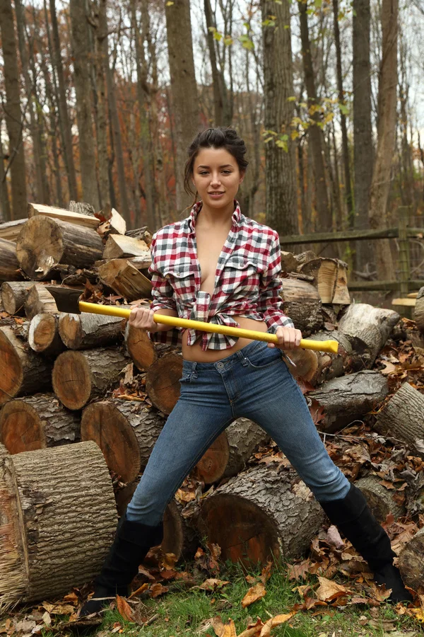 Curvy amateur lumberjill Daisy Haze strips & masturbates outdoors  - Undressing, Amateur, Outdoor, Brunette, Shaved, Jeans, Teen, Pussy, Natural Tits, Sexy  - Photo 1