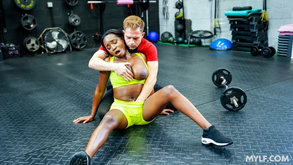 Black babe Naomi Foxxx enjoys hardcore sex with a white guy at the gym  - Ebony, Sports, Gym, Interracial, Curvy, Thick, Big Tits, Amateur, Chubby, African  - Photo 14