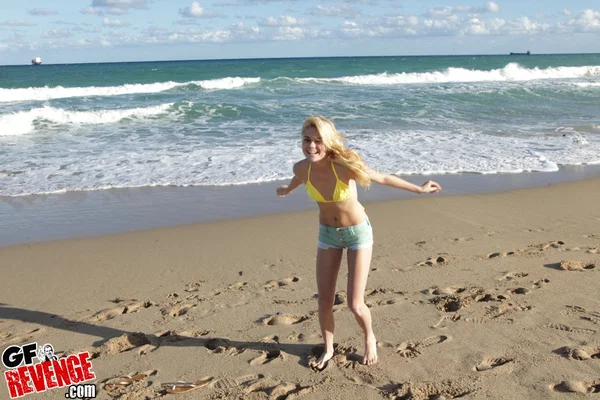 This young girlfriend is surprised by her BF's huge cock in her first fuck  - Girlfriend, Hardcore, Beach, Ass Fucking, Blonde, Teen, Shorts, Blowjob, Outdoor, Doggy Style  - Photo 2