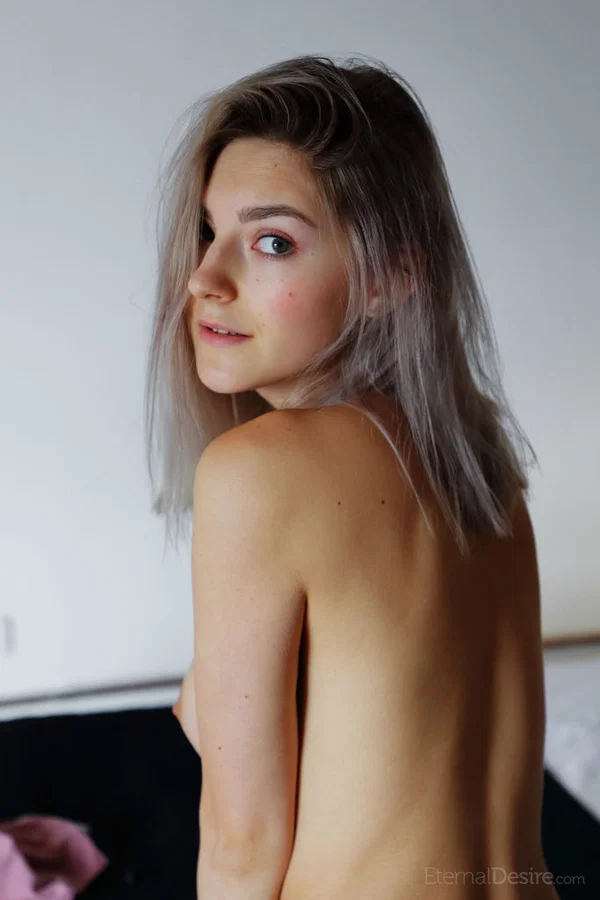 Platinum blonde teen Eva Elfie fingers her horny pussy atop her bed  - Ass, Skinny, Natural Tits, Tiny Tits, Beautiful, Pussy, Close Up, Nipples, Teen, Solo  - Photo 14