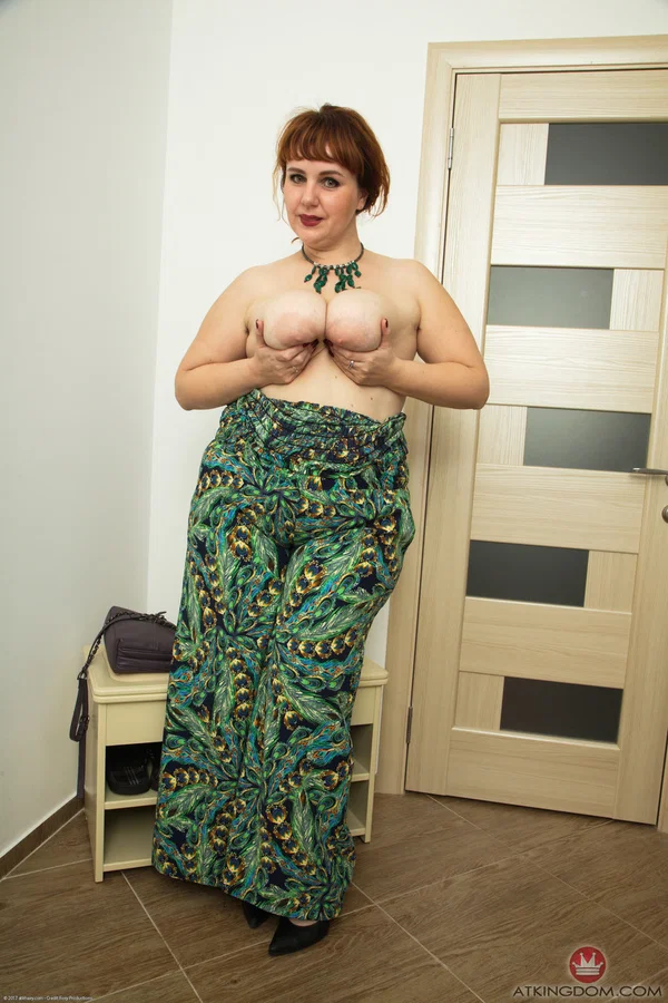 ATK Petites performed by Katrin Porto XXX Images  - Chubby, Thick, Curvy, Hairy, Ukrainian, BBW, Teen, MILF, Redhead, Amateur  - Photo 3