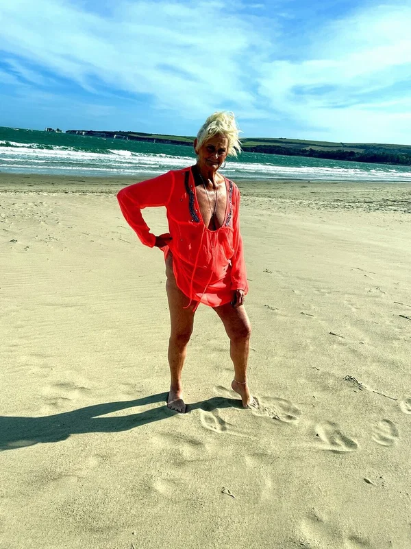 Older blonde Sparkle poses in a bikini while at a sandy beach  - Granny, Beach, Public, Amateur, Chubby, Curvy, BBW, Thick, Outdoor, Bikini  - Photo 16
