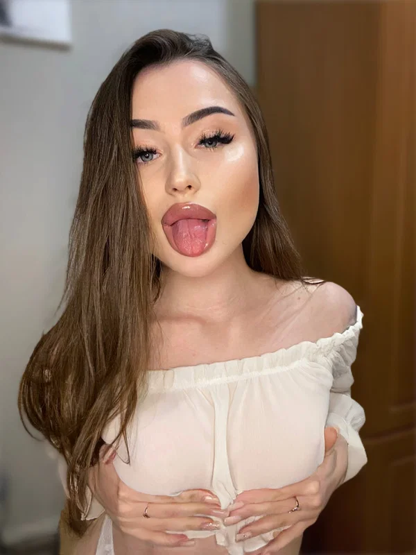 OnlyFans Nancy Foxx featuring Nancy Foxx Nude Pictures  - Cute, Teen, Amateur, Brunette, Glamour, Non Nude, Babe, Model, Sexy, Skinny  - Photo 5
