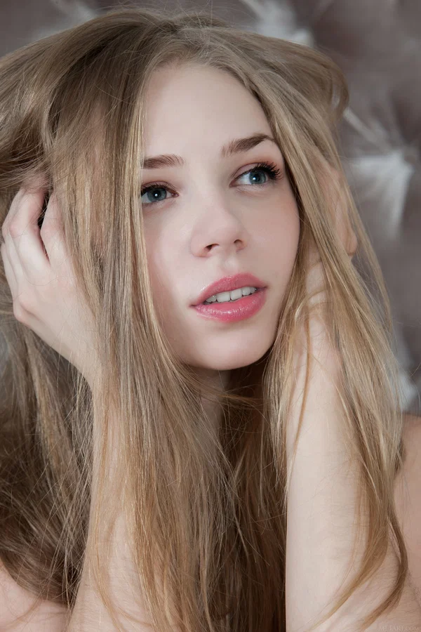 Stunning beauty Liv A giving arousing up-close views of her yummy pussy  - Russian, Teen, Face, Pussy, Perfect, Spreading, European, Model, Babe, Legs  - Photo 18