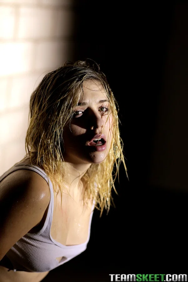 Hot blonde teen Lia Lor shows her wet small tits after training hard  - Wet, Teen, Amateur, Cute, Non Nude, Blonde  - Photo 4
