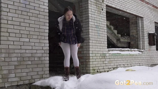 Jessica Stone gets caught with her leggings down while peeing on the snow  - Public, Pissing, Pantyhose, Pussy, Boots, Outdoor, Babe, Redhead, Beautiful, Solo  - Photo 1