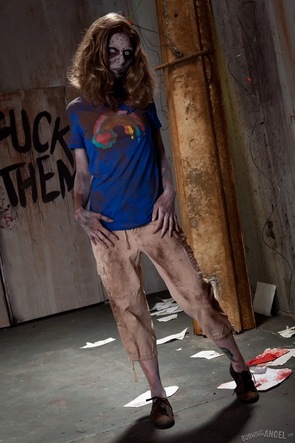 Skinny zombie Sierra Cure sheds her rags to bare tiny tits & fleshy pussy  - Fetish, Pussy, Spreading, Glasses, Non Nude  - Photo 2