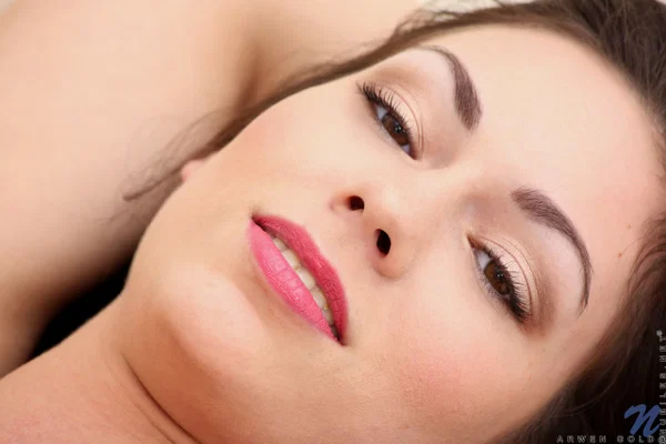 Russian hottie Arwen Gold shows off her natural tits & spreads her pink twat  - College, Russian, Big Clit, Teen, Skinny, European, Brunette, Cute, Solo, Beautiful  - Photo 15