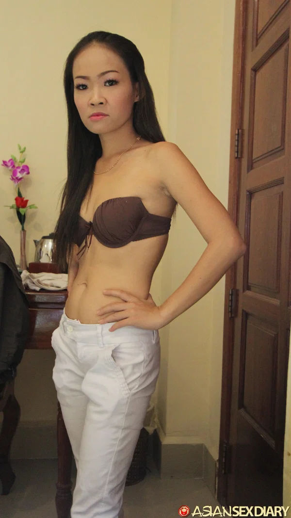 Skinny Asian teen Hong strips and gets her hairy beaver boned in POV  - Asian, Amateur, Petite, Cute, Skinny, Teen  - Photo 5