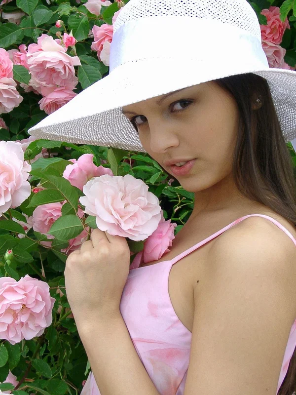 Beautiful amateur Sweet Eva gets naked near rose bushes before a finger fuck  - Beautiful, Amateur, Outdoor, Big Tits, Clothed, Skirt, Panties, Brunette, Fingering, Ass  - Photo 2