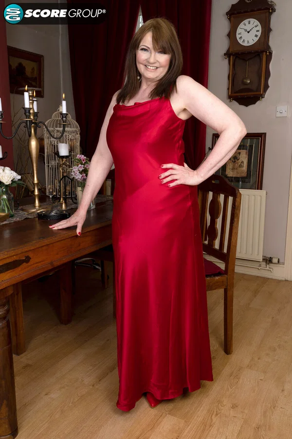 Middle-aged lady with big tits Lady Ava masturbates with a dildo in nylons  - Granny, Mature, Swingers, Family, Girlfriend, MILF, Big Tits, Perfect, Teen, Spreading  - Photo 1
