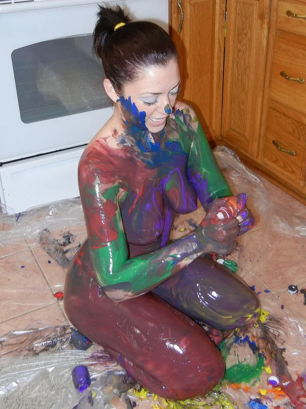 Naked amateur Melina Mason gets paint all over her sexy body in the kitchen  - MILF, Fetish, Amateur, Petite, Ass, Pussy, Kitchen, Spreading, Non Nude, PAWG  - Photo 17