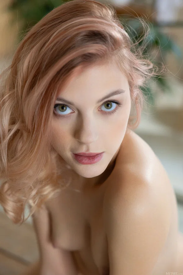 Met Art Naty Evans  - Shaved, Model, Socks, Glamour, Feet, Non Nude, Blonde, White, Pussy, Cute  - Photo 14