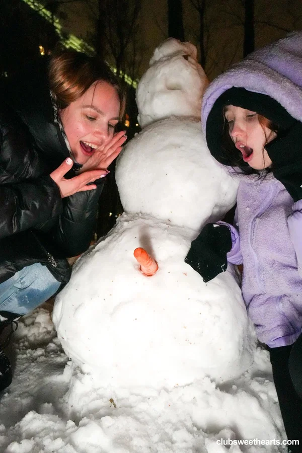 Teen girls make a snowman out in the yard before having lesbian sex  - Wife, Teen, Pretty, Lesbian, Cute, Blonde, European, Babe, Beautiful, Solo  - Photo 2