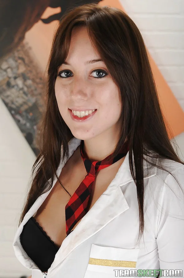 Brunette teen babe Jennifer Sloan is teasing her tiny tits  - Teen, Babe, Socks, Brunette, Ass, Cute, Close Up, Pussy, Spreading, Solo  - Photo 1