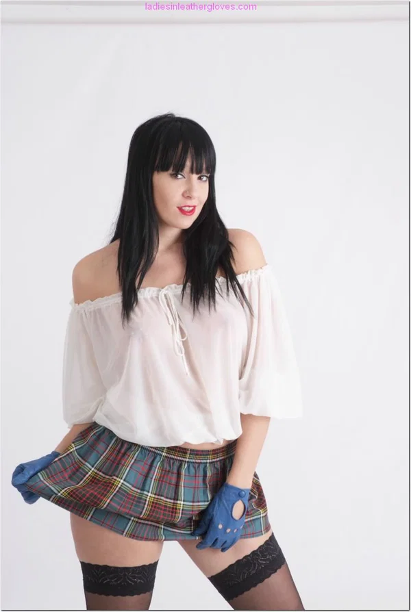 Dark haired girl Sammi Jo exposes her nice tits in leather gloves and a skirt  - Fetish, Babe, Skirt, Stockings, Clothed, Brunette, Big Tits, Leather, Face, Beautiful  - Photo 1