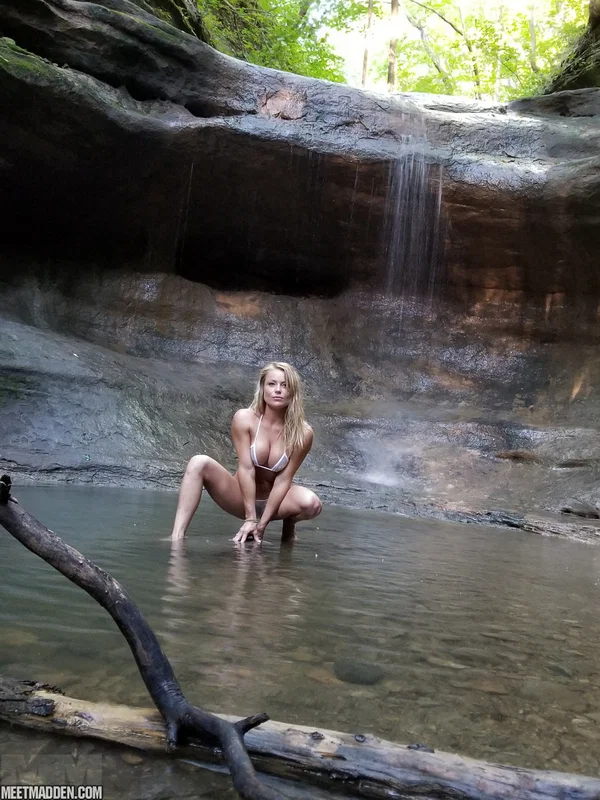 Blond amateur Meet Madden strikes hot solo poses in a bikini after backpacking  - Outdoor, Bikini, MILF, Babe, Amateur, Ass, Big Tits, Legs, Skinny, Skirt  - Photo 9