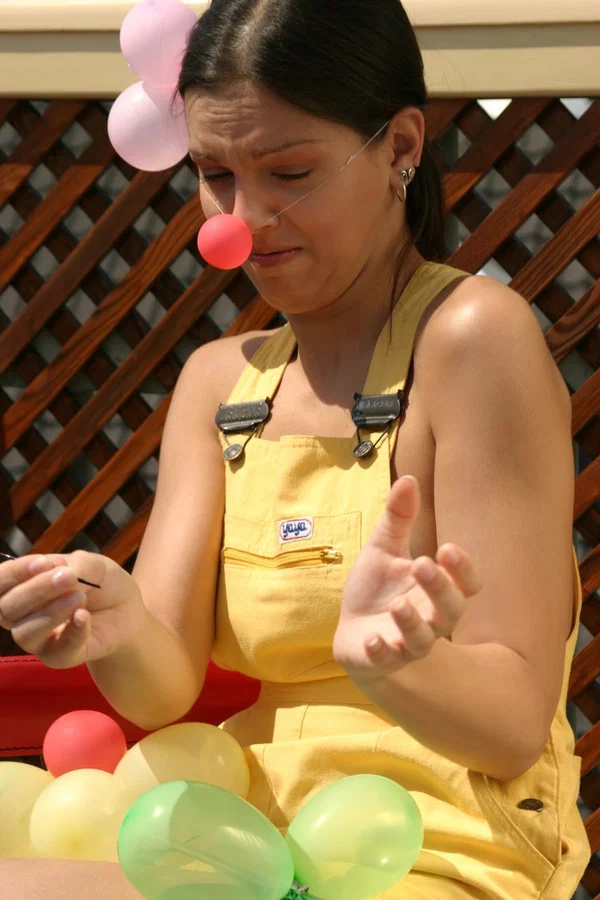 Beautiful girl Sweet Eva gets naked while blowing up balloons on a patio  - Amateur, Big Tits, Brunette, Solo, Clothed, Panties, Babe, Beautiful, European  - Photo 5